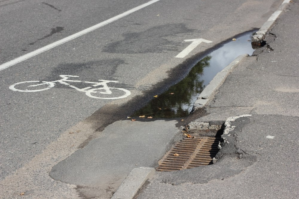 What Injured Cyclists Should Know About Dangerous Road Condition Claims